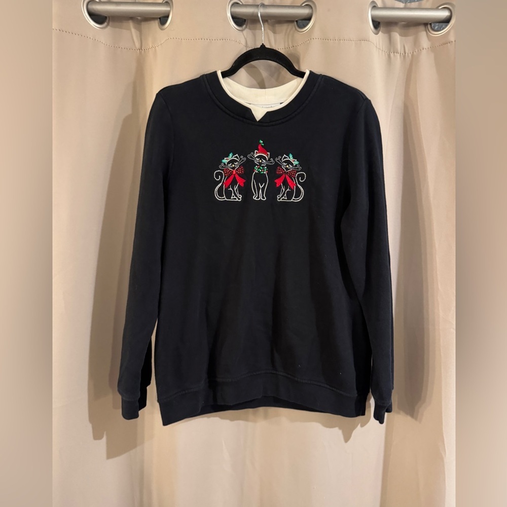 Breckenridge Black Crewneck Sweater with Festive Cat Embroidery